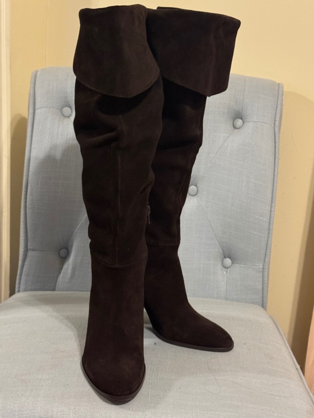 Steve Madden Winslet Suede Boot size 9 NWOB Dark Brown